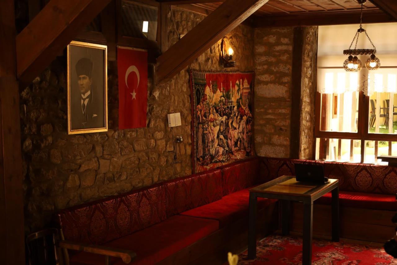 Sari Konak Garden Otel 萨夫兰博卢 外观 照片