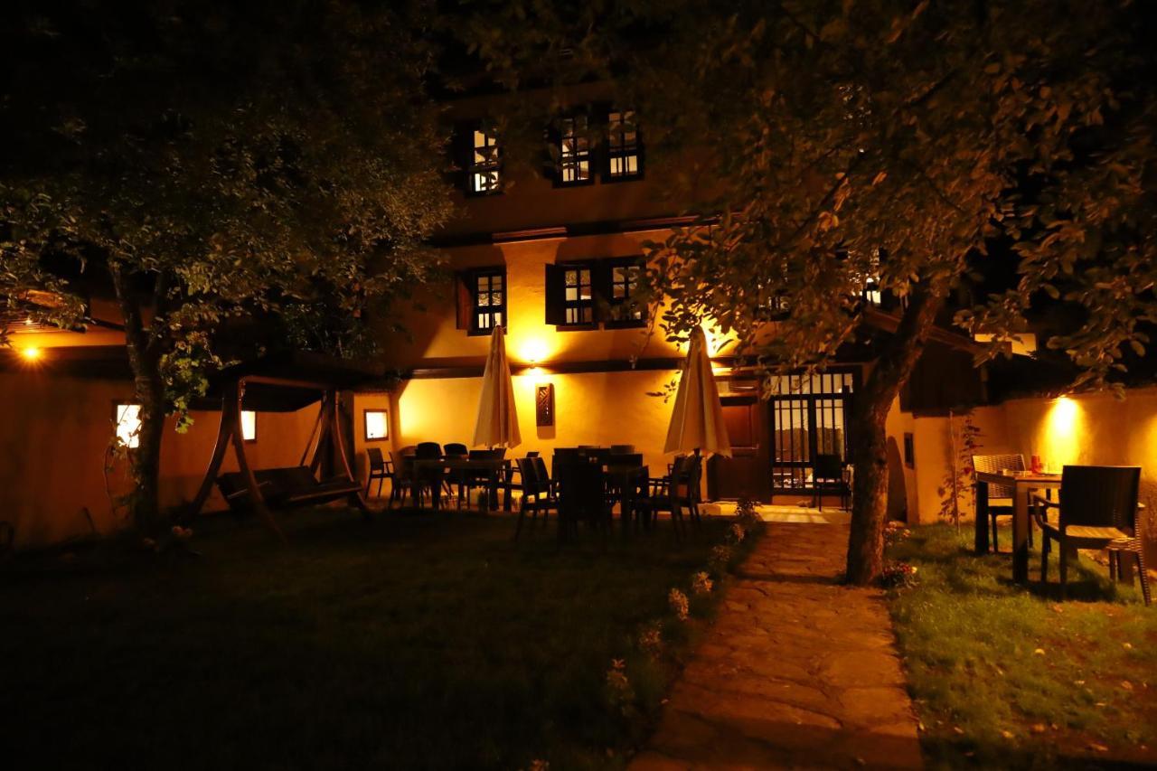 Sari Konak Garden Otel 萨夫兰博卢 外观 照片