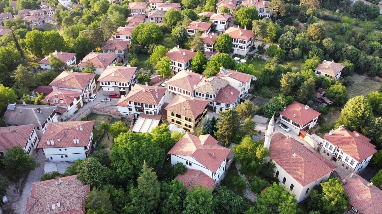 Sari Konak Garden Otel 萨夫兰博卢 外观 照片