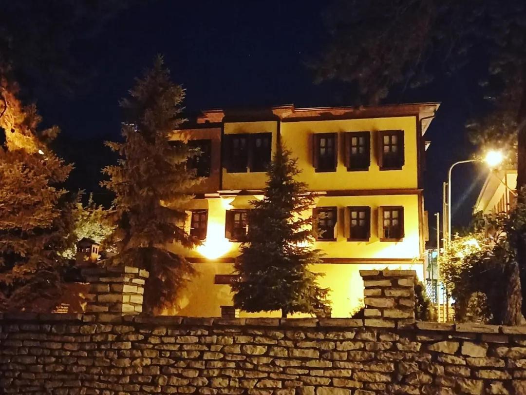 Sari Konak Garden Otel 萨夫兰博卢 外观 照片