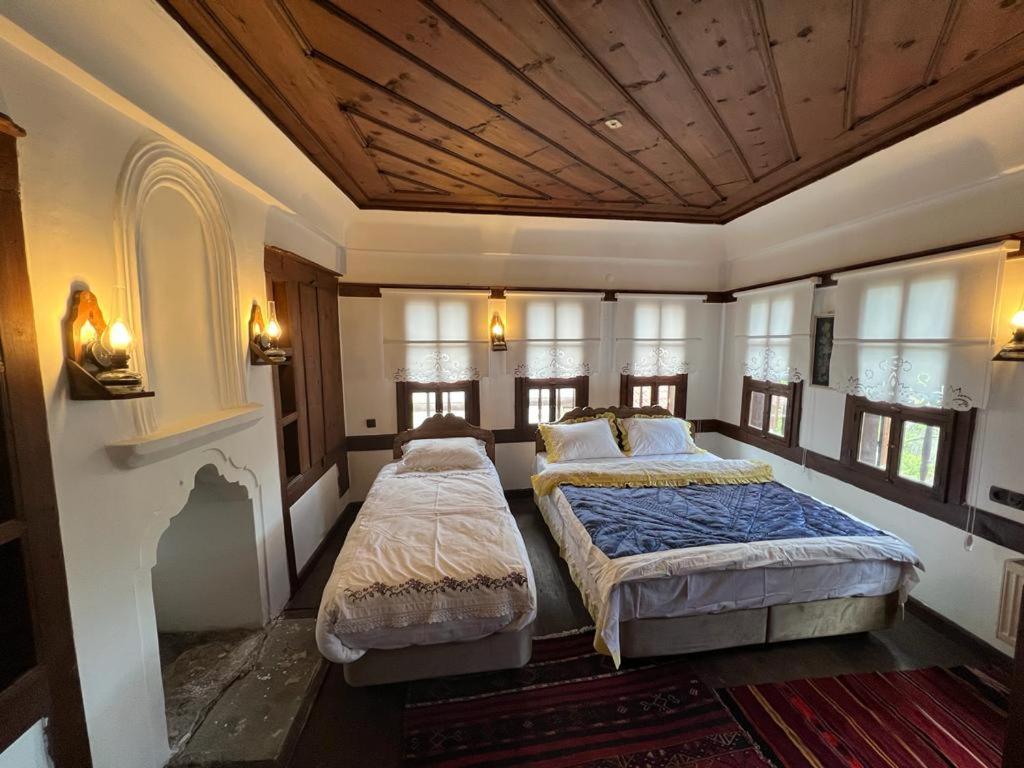 Sari Konak Garden Otel 萨夫兰博卢 外观 照片