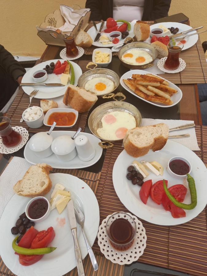 Sari Konak Garden Otel 萨夫兰博卢 外观 照片