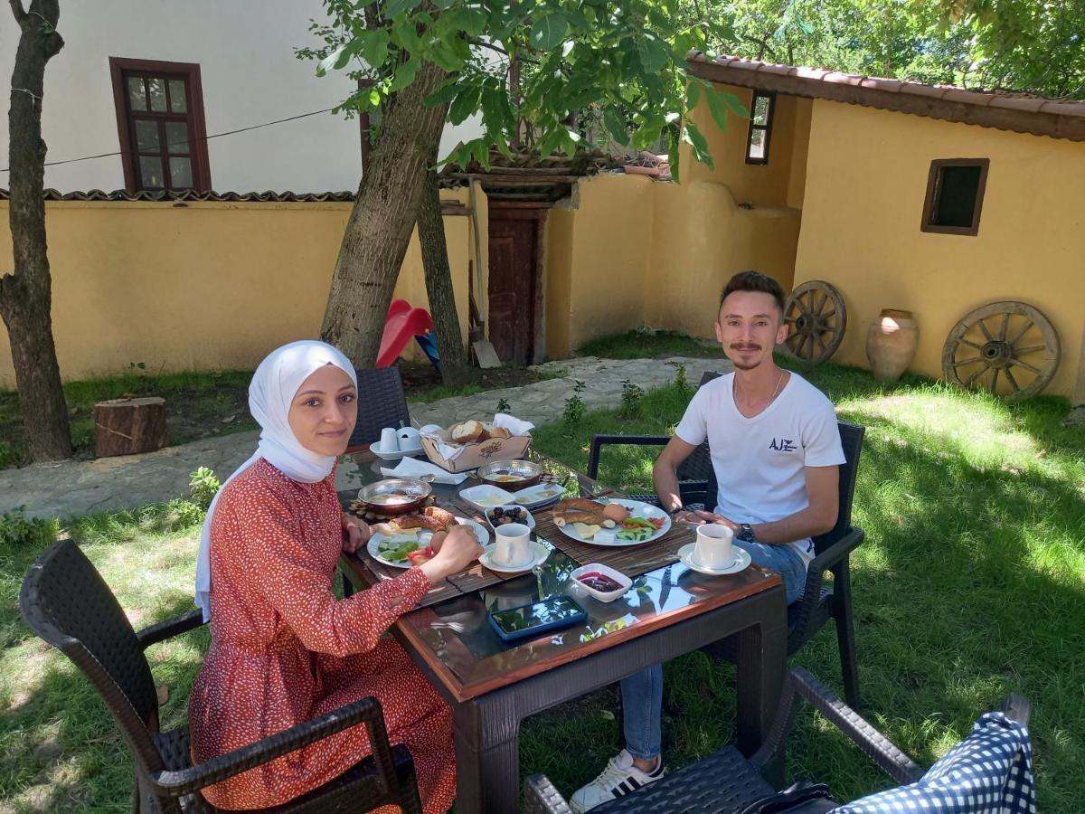 Sari Konak Garden Otel 萨夫兰博卢 外观 照片