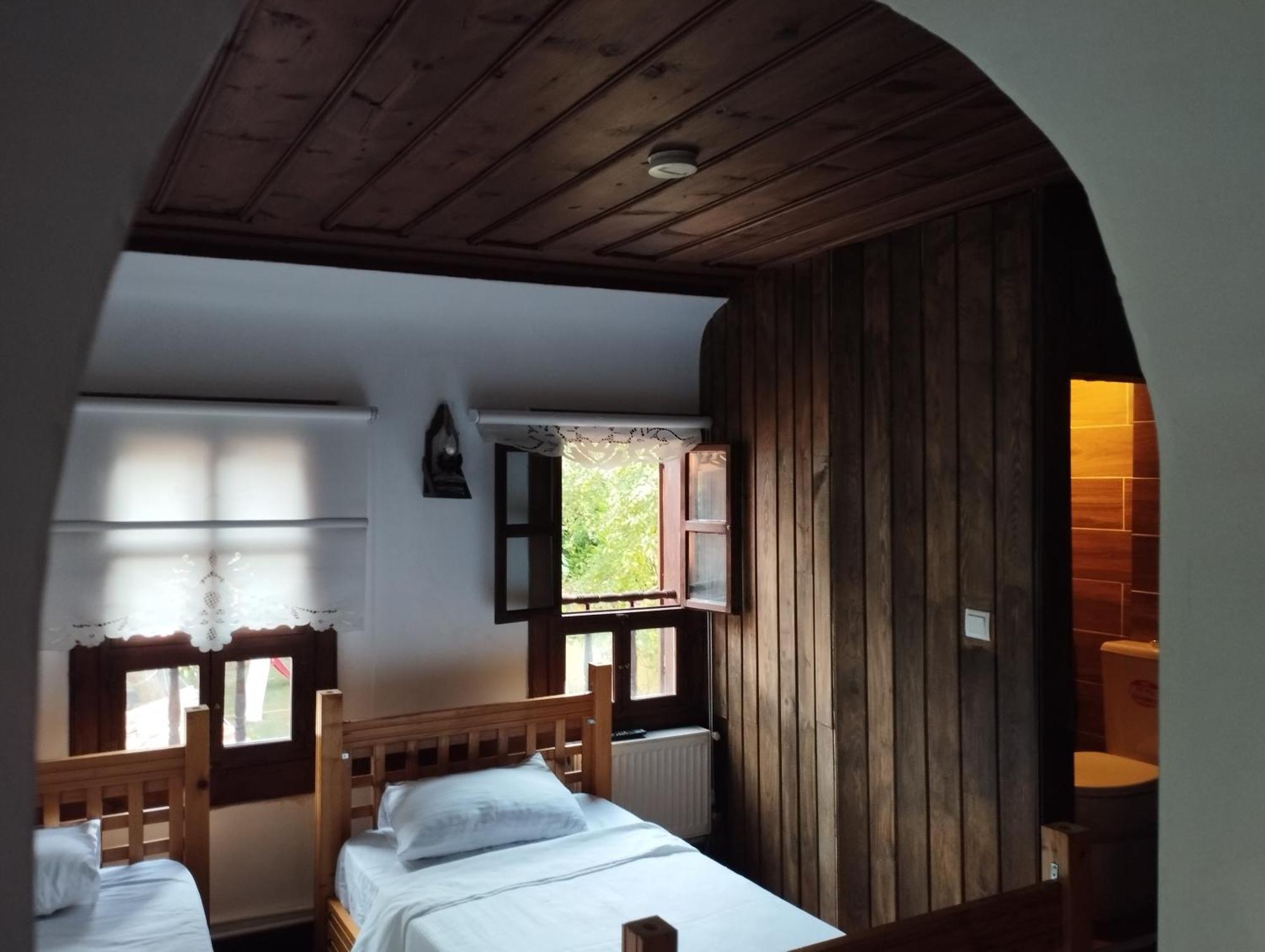 Sari Konak Garden Otel 萨夫兰博卢 客房 照片