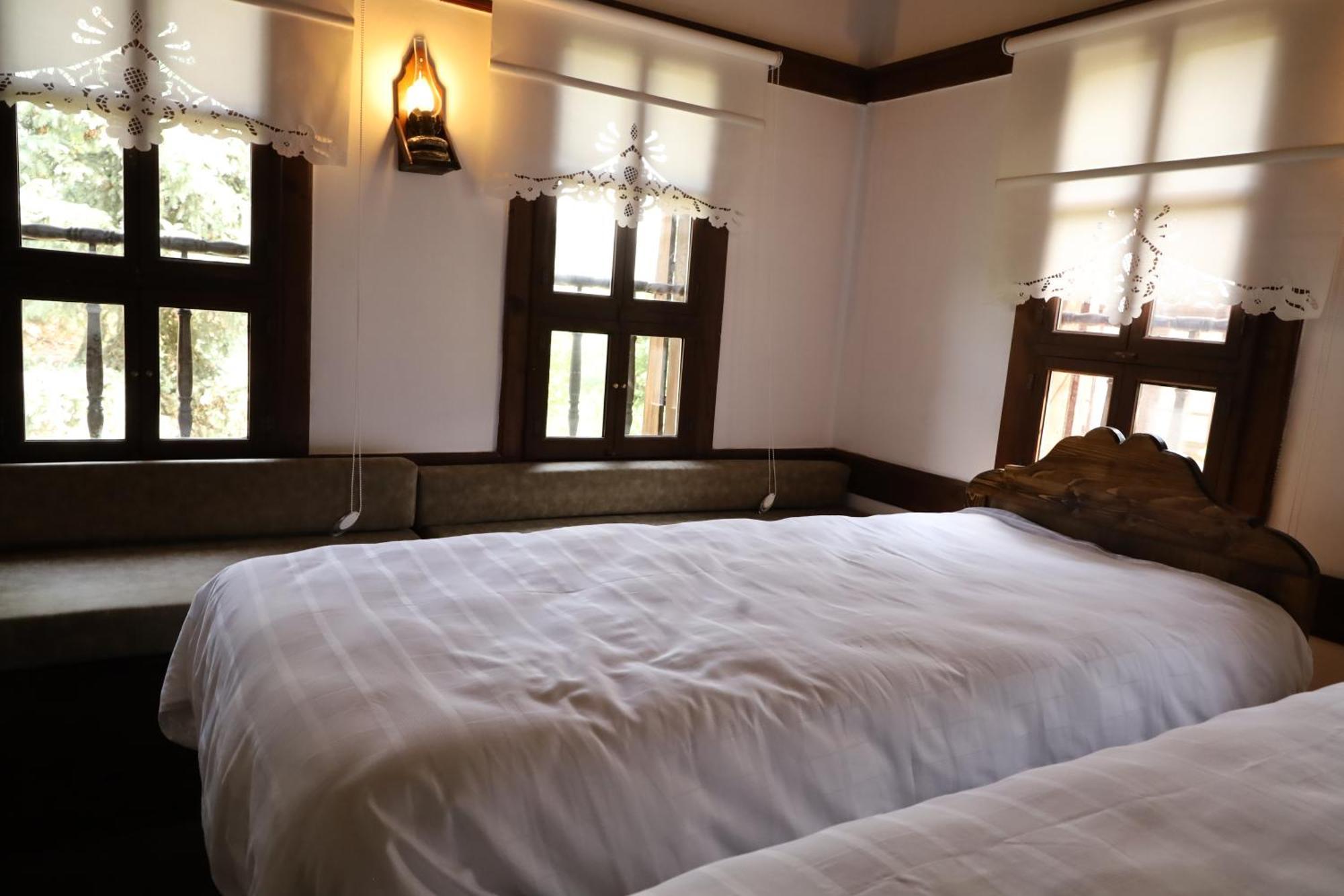 Sari Konak Garden Otel 萨夫兰博卢 客房 照片